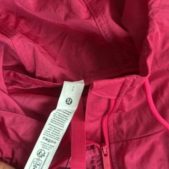 Lululemon Pink Hooded Jacket Drawstring Water-Resistant Hooded Jacket - Picture 8 of 11
